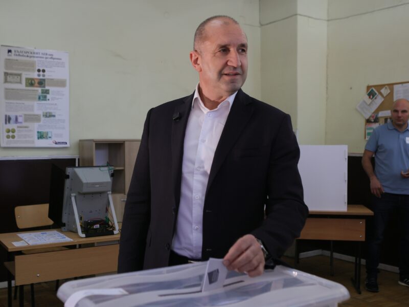 Elezioni in Bulgaria 2026, trionfo di Rumen Radev: cosa cambia ora